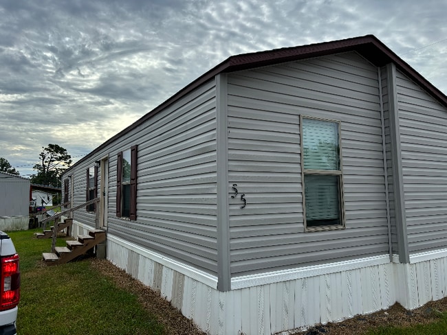 Building Photo - 2596 LA-3059