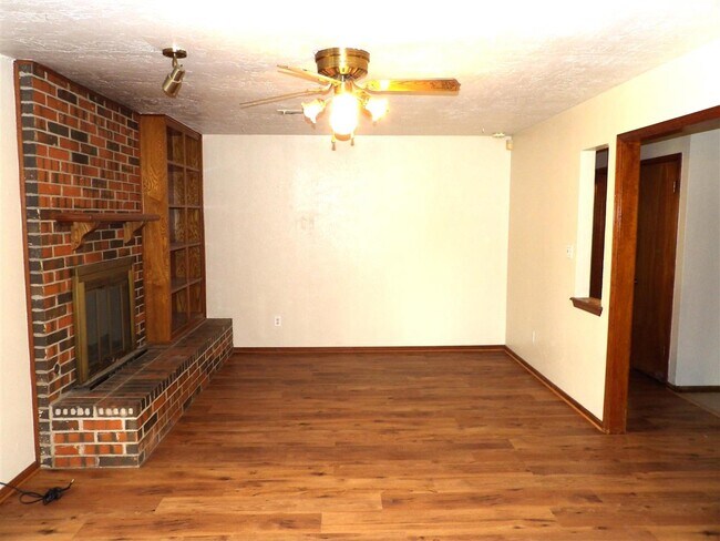 Foto del edificio - 7015 SW Winchester Ave