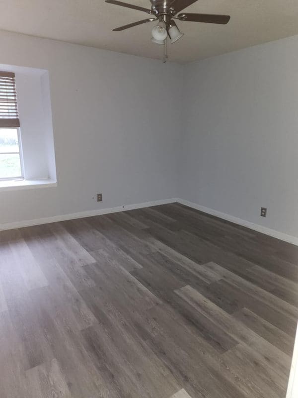 Building Photo - 13619 Larkbrook St