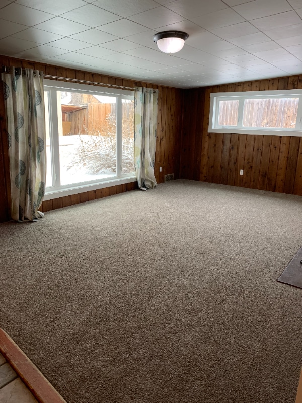 Building Photo - 1124 W Prospect Rd