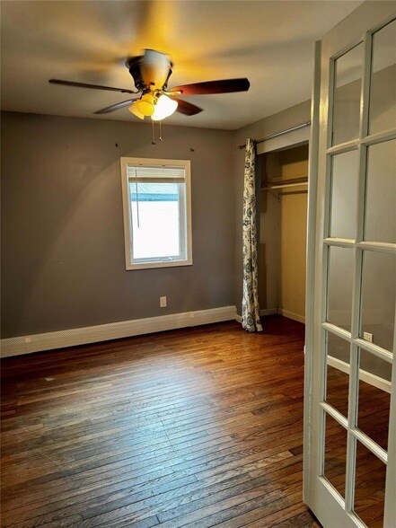 Foto del edificio - 94 Hardy Ln