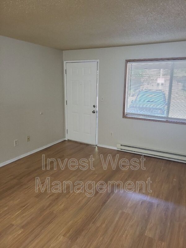 Foto del edificio - 8402 NE 8th Way