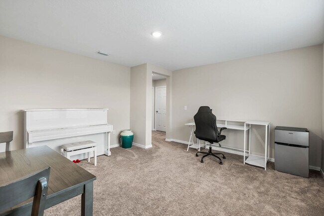 Foto del edificio - 7846 Peace Lily Ave