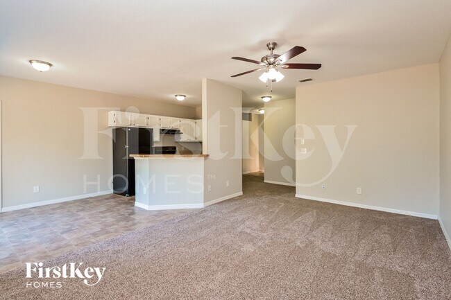 Foto del edificio - 1523 S Cranberry Blvd