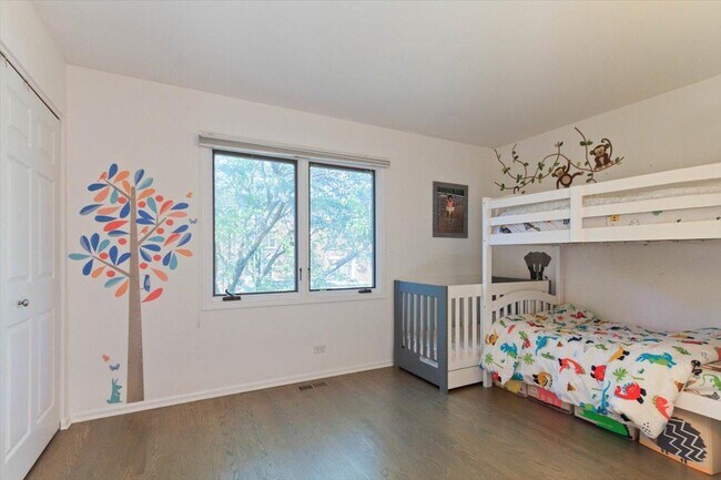 Foto del edificio - 2 bedroom in Chicago IL 60614