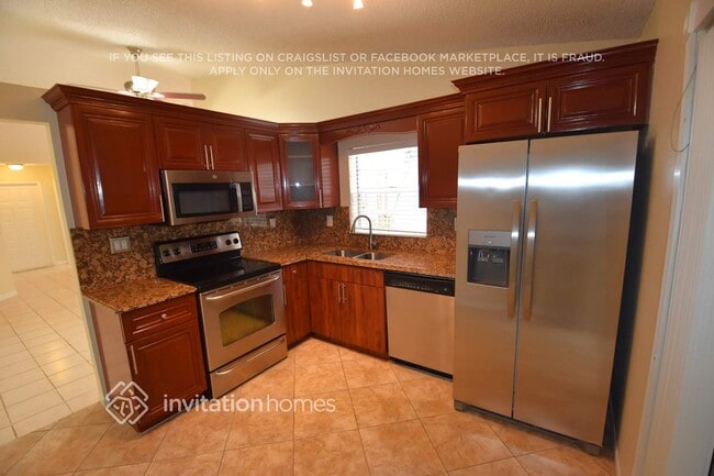 Foto del edificio - 14056 Langley Pl