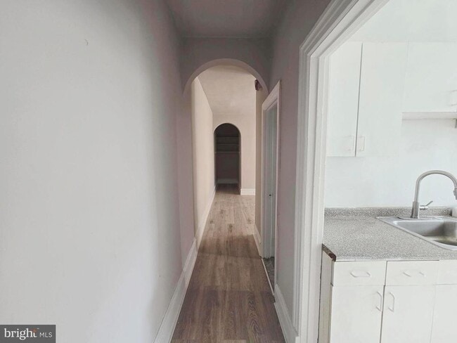 Building Photo - 5358 Woodland Ave