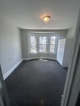 Building Photo - 1341 Green St