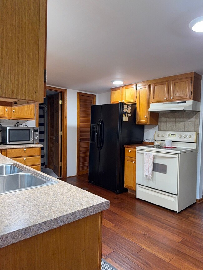 Foto del edificio - 9775 N Rock Ridge Rd
