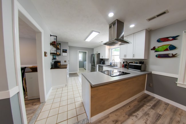 Building Photo - Barnards Landing Road | 3 bedrooms, 2 baths