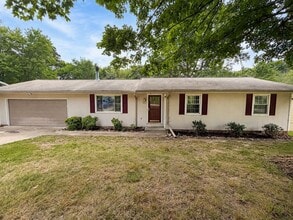 Building Photo - 5428 Country Village Dr