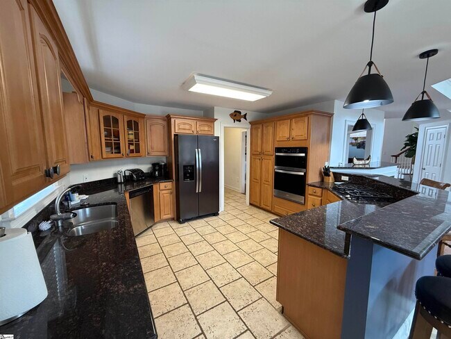 Foto del edificio - 19 Ruby Lake Ln