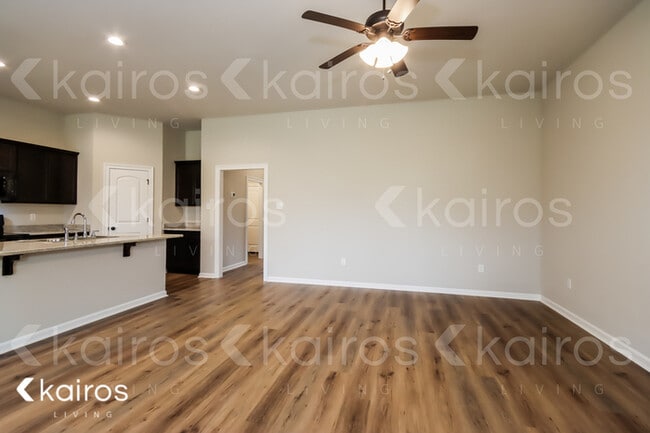 Building Photo - 125 Haygood Pt.