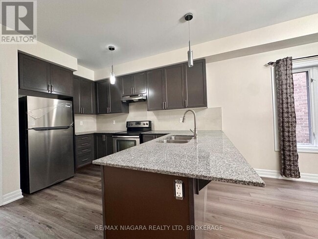 Building Photo - 102 Cannery Dr