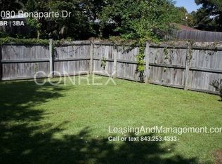 Building Photo - 4080 Bonaparte Dr