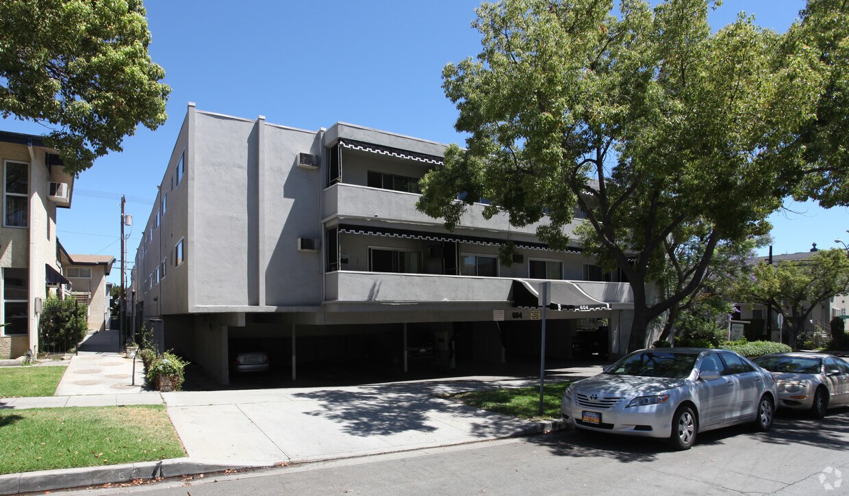 Primary Photo - 604 E Verdugo Ave