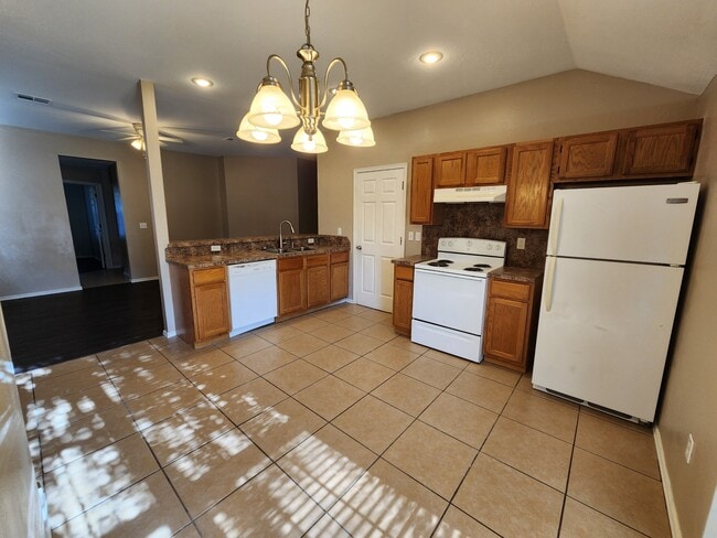 Building Photo - 1402 S Mississippi Ave