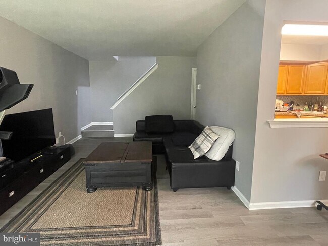 Foto del edificio - 220 Highland Blvd