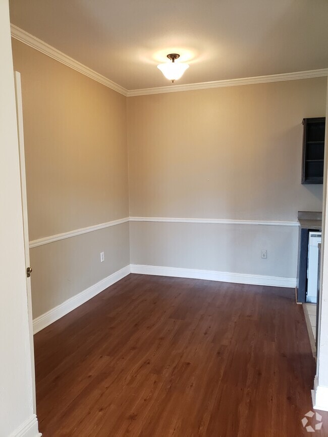 Building Photo - 8083 Bayou Fountain Ave