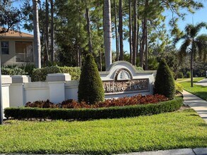 Building Photo - 6295 Wilshire Pines Cir