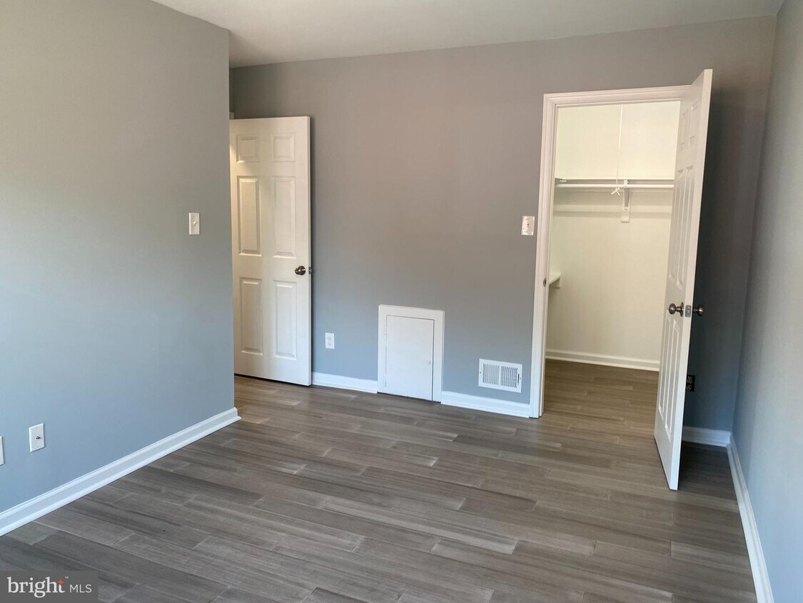 Foto principal - 9684 Hagel Cir