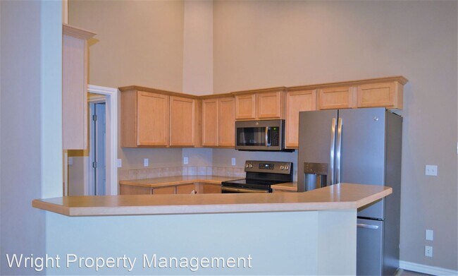 Building Photo - 3 br, 2 bath House - 841 W. Tropical Dr