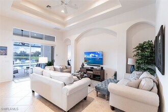 Building Photo - 7863 Valencia Ct