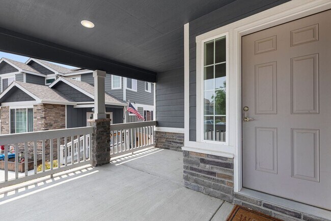 Foto del edificio - 3 Bedroom 2 1/2 Bath in Loveland