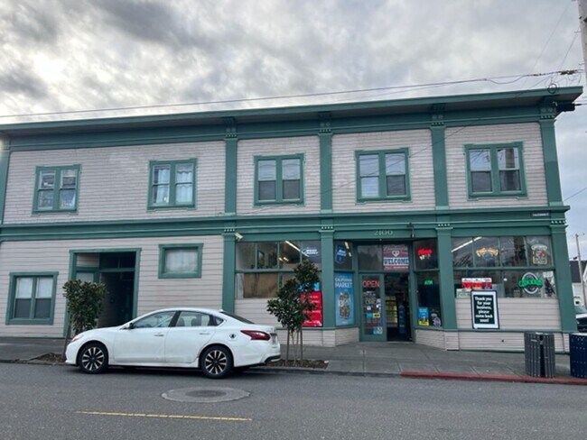 Foto del edificio - 2102, 2106 &amp; 2110 California ST