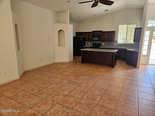 Foto del edificio - 7351 9th St