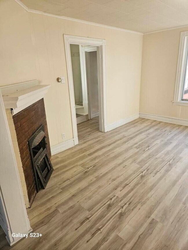 Foto del edificio - Historic and charming rehabbed property in Downtown Gary