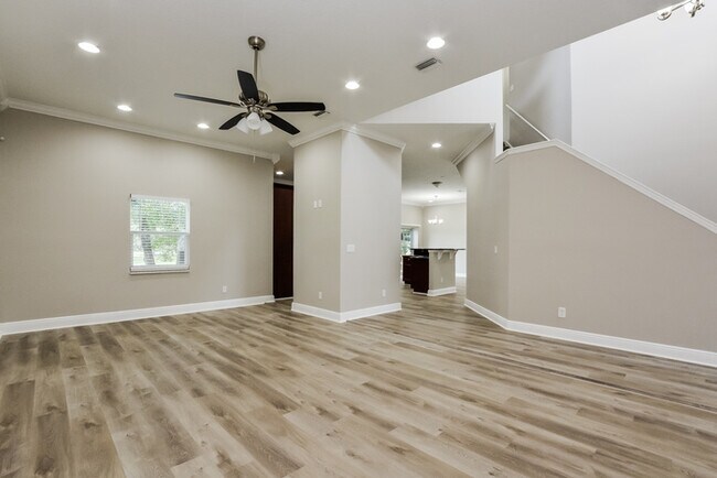 Foto del edificio - 109 Overoaks Pl