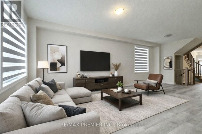 Building Photo - 4 Ken Davie Gate