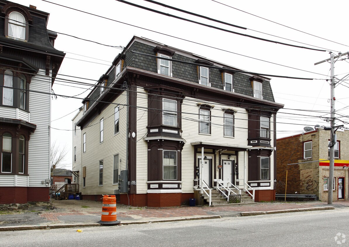 Foto principal - 160-162 Cumberland Ave
