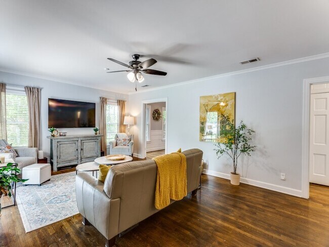 Building Photo - 3417 Stadium Dr