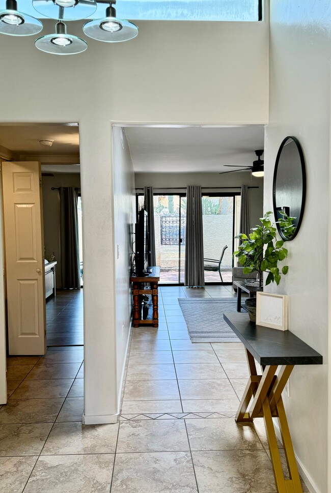 Building Photo - 650 E Camino Alteza