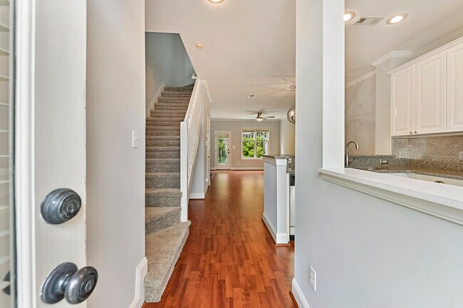 Foyer - 2609 Dilworth Heights Ln
