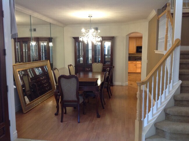 Foto del edificio - 485 Higgins St