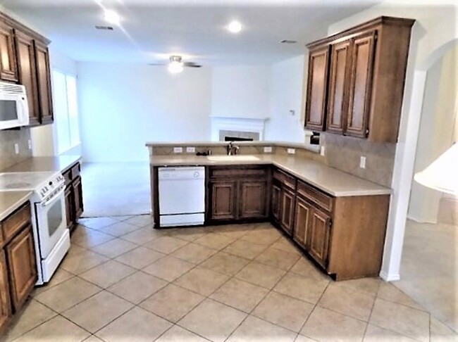 Building Photo - 864 Rock Harbor Ln
