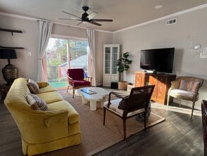 Building Photo - 168 Barilla Pl