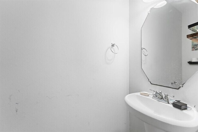 Building Photo - 4142 Regal Stone Ln