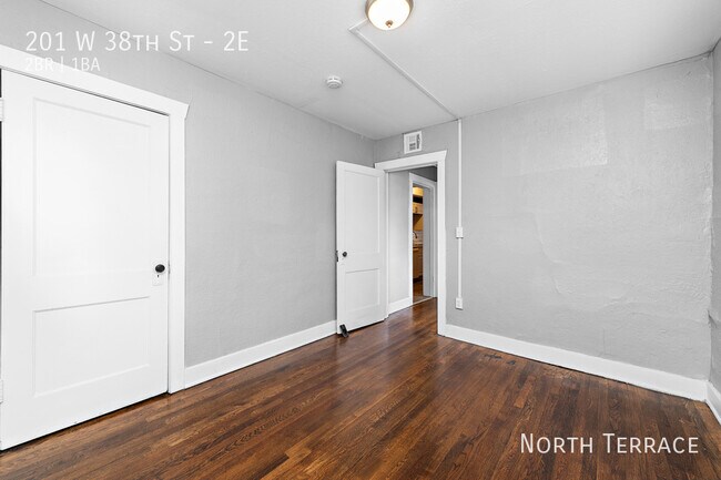 Foto del edificio - Charming 2BR Close To KU Med