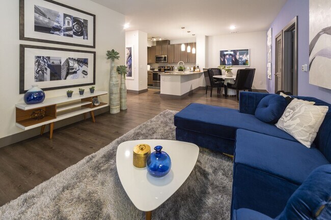 Building Photo - Your Perfect Place with 1 Month Free Rent!