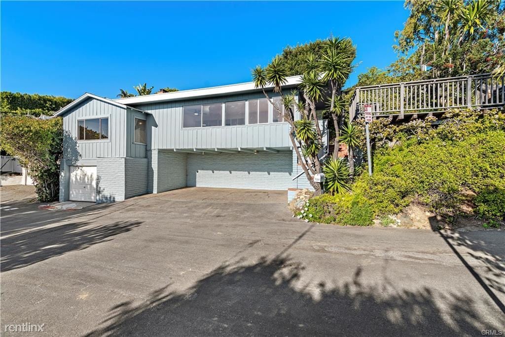 2 br, 1 bath House 751 Rembrandt Dr House for Rent in Laguna Beach