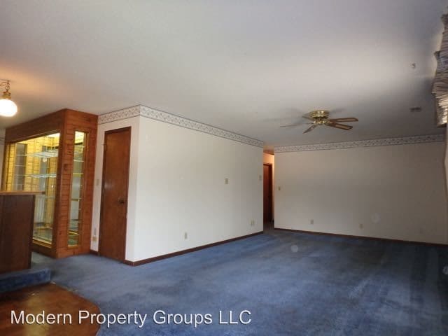 Building Photo - 1808 Sunrise Dr