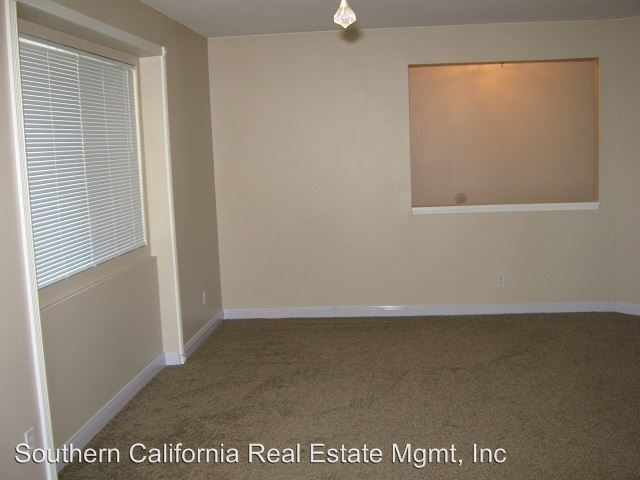 Foto del edificio - 26903 Rainbow Glen Dr