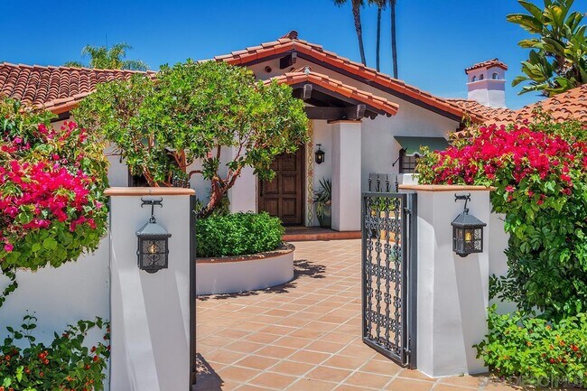 Foto del edificio - 6710 La Valle Plateada