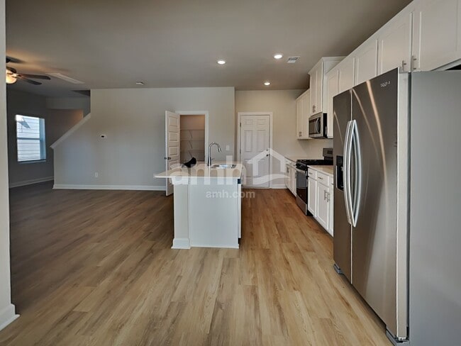 Building Photo - 521 Crowder Pl