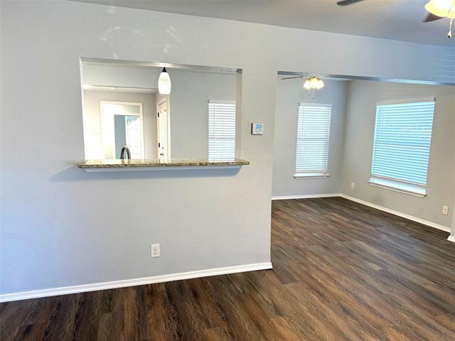 Foto del edificio - 1826 N Woods St