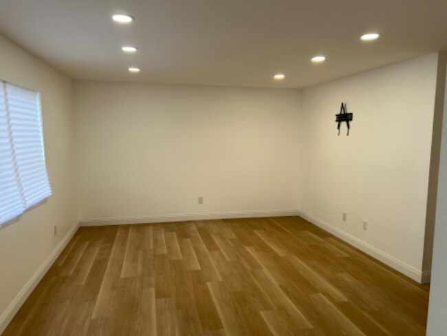 Building Photo - 2255 Cahuilla St